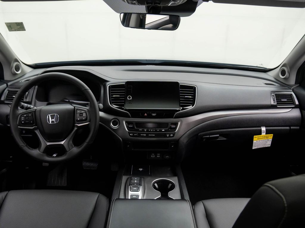 2025 Honda Ridgeline RTL photo 8