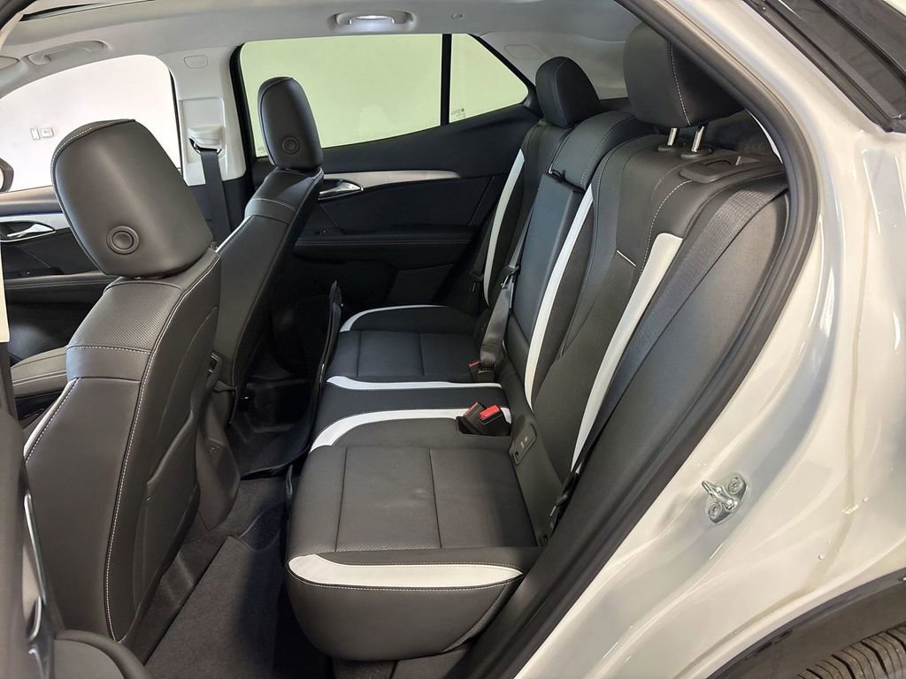 2025 Buick Envision Sport Touring photo 23