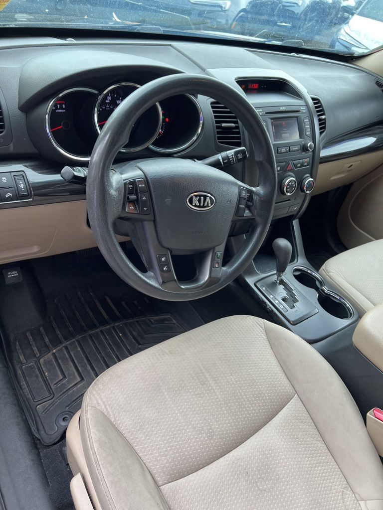 2013 Kia Sorento Base LX photo 17