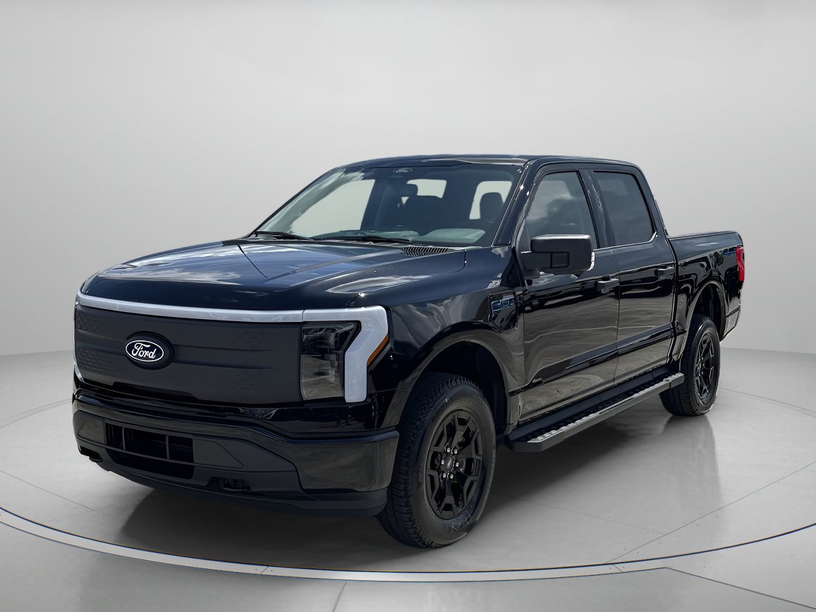 2025 Ford F-150 Lightning XLT's photo