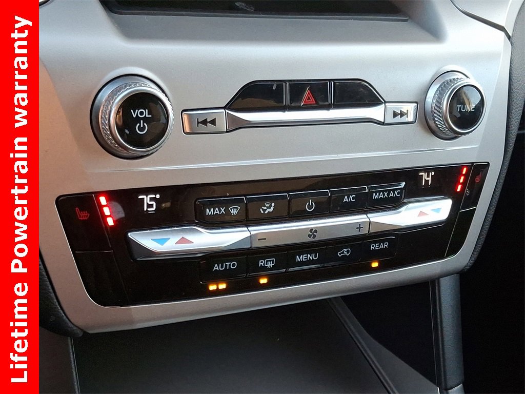 2021 Ford Explorer XLT photo 10