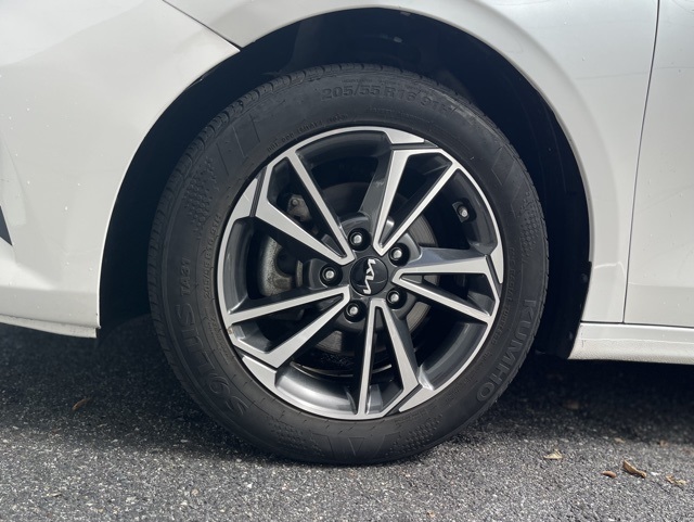 2022 Kia Forte LXS photo 10