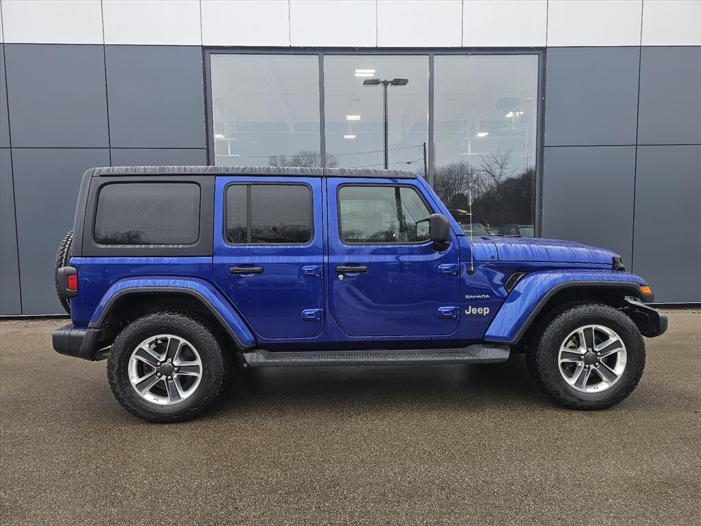 2020 Jeep Wrangler Unlimited Sahara photo 3