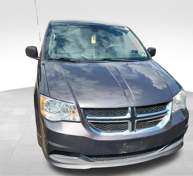 2019 Dodge Grand Caravan SE photo 2