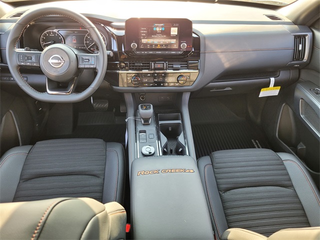 2025 Nissan Pathfinder Rock Creek photo 12