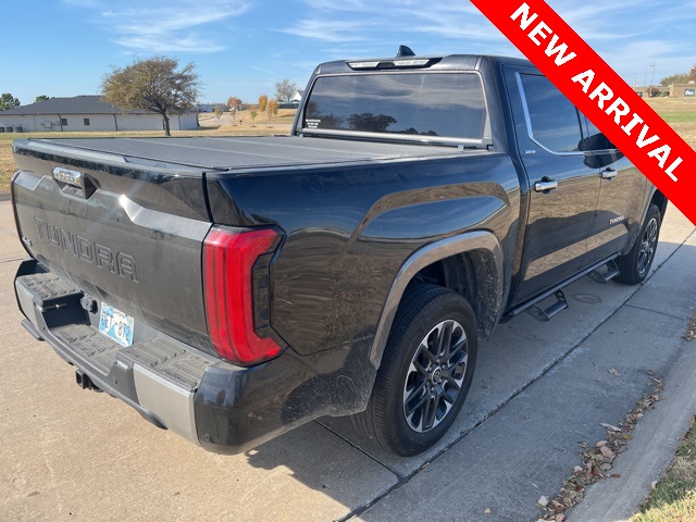 2022 Toyota Tundra Limited CrewMax photo 3