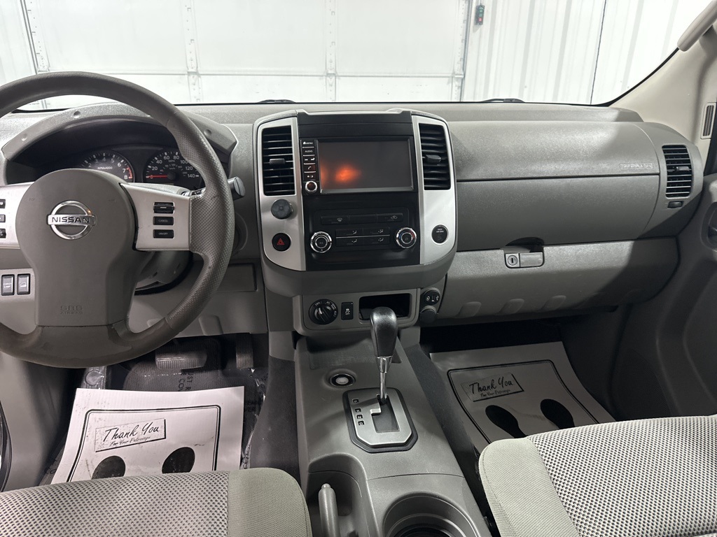 2021 Nissan Frontier SV photo 13