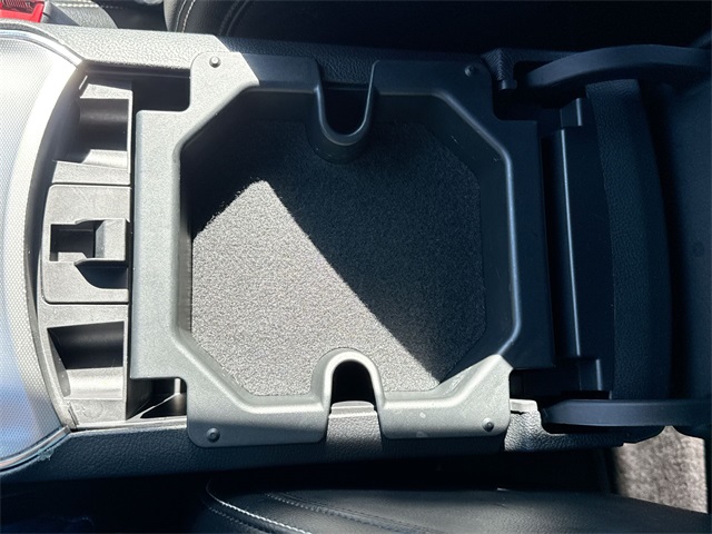 2022 Ford Edge ST photo 34