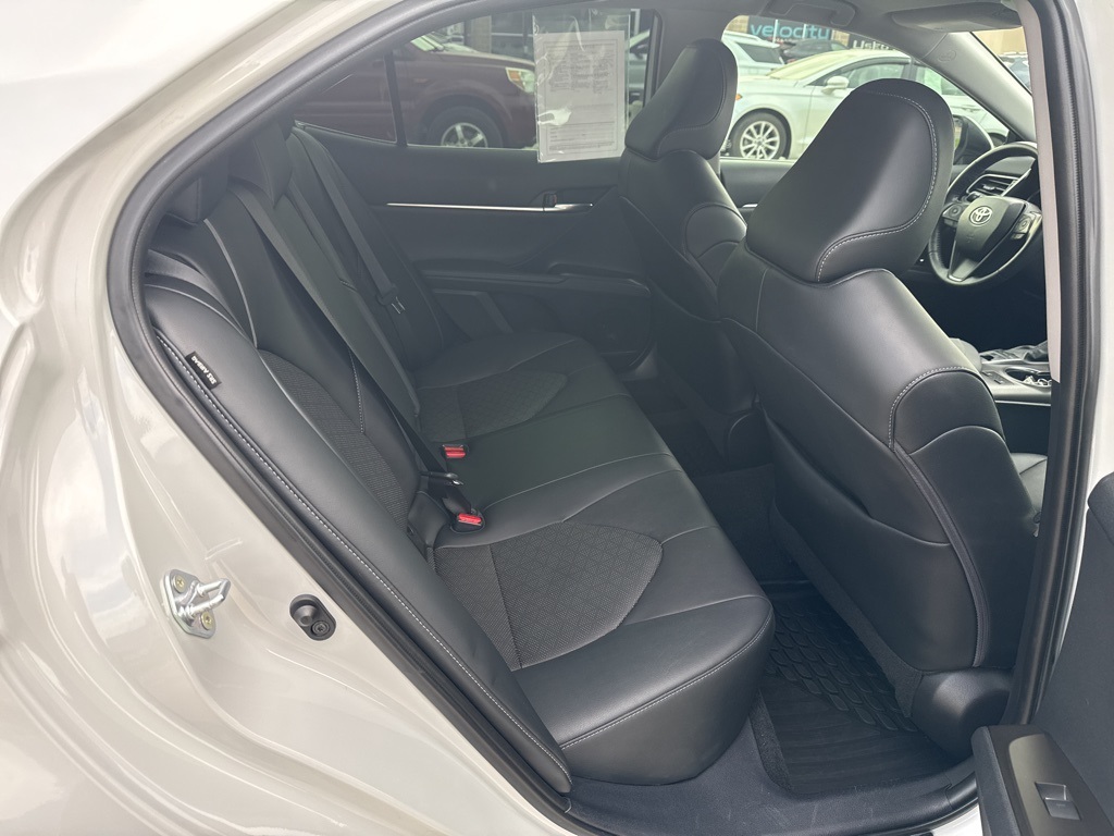 2022 Toyota Camry XSE photo 16