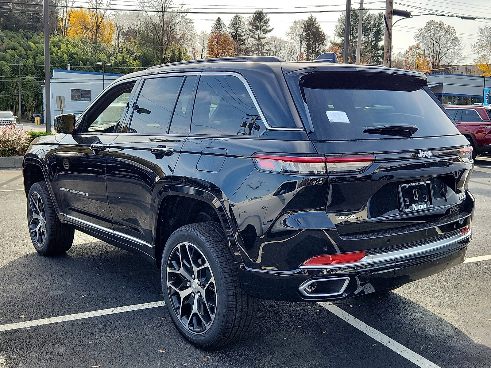 2025 Jeep Grand Cherokee Summit Reserve photo 3