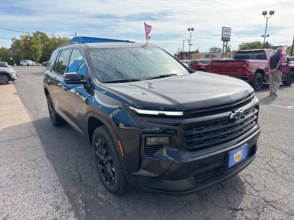 2026 Chevrolet Traverse photo 4
