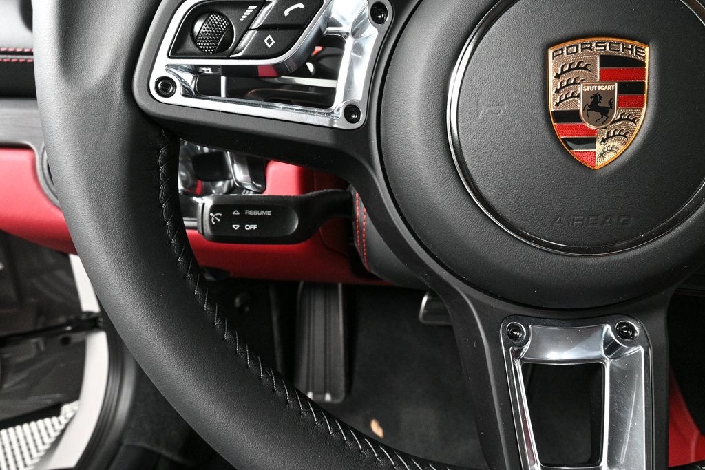 2025 Porsche Cayman GTS 4.0 photo 10