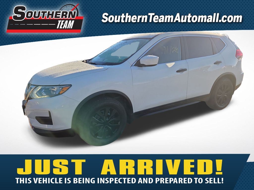 2018 Nissan Rogue S's photo