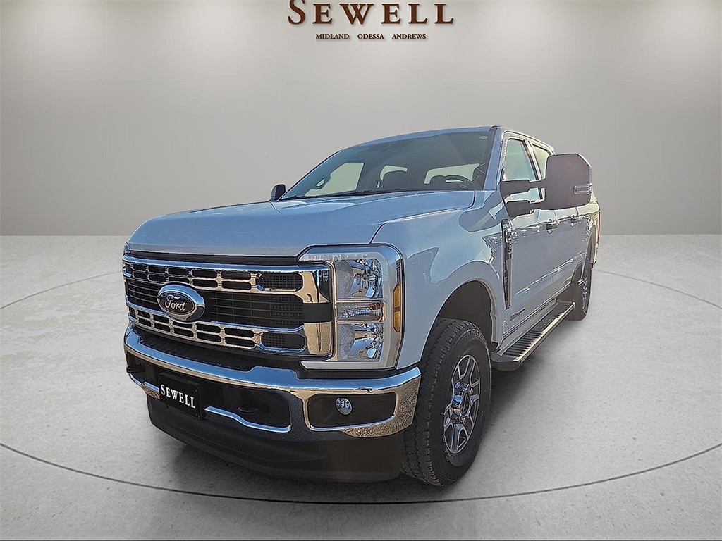 2025 Ford F-250 Super Duty XLT's photo