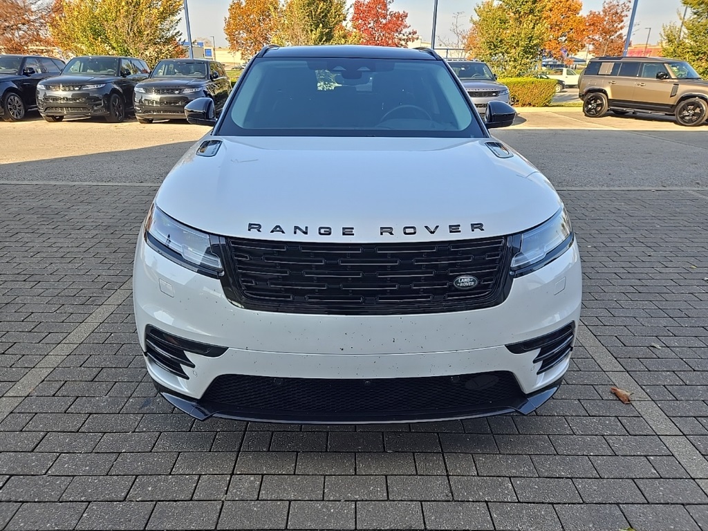 2025 Land Rover Range Rover Velar P250 Dynamic SE photo 3