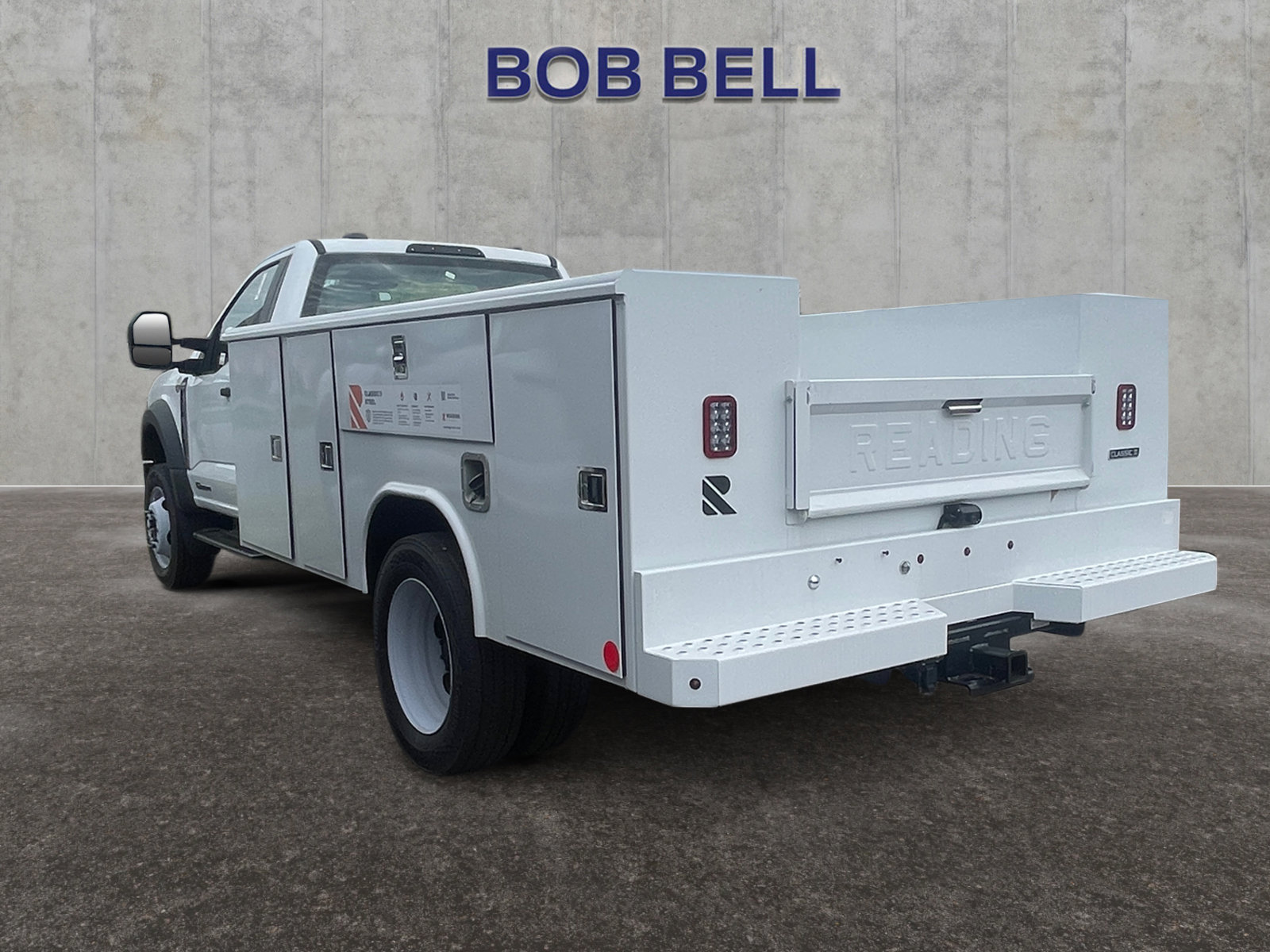 2024 Ford F-550 Super Duty Chassis Cab XL's photo