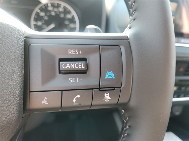 2026 Nissan Rogue SV photo 14