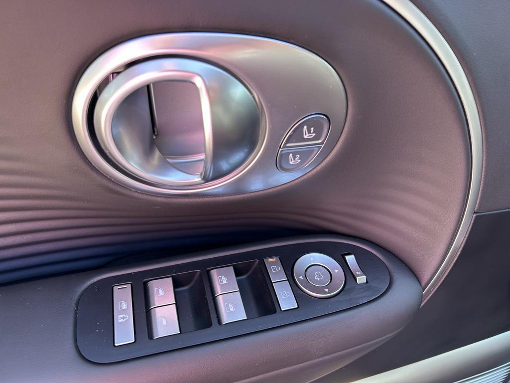 2026 Hyundai Ioniq Limited photo 8