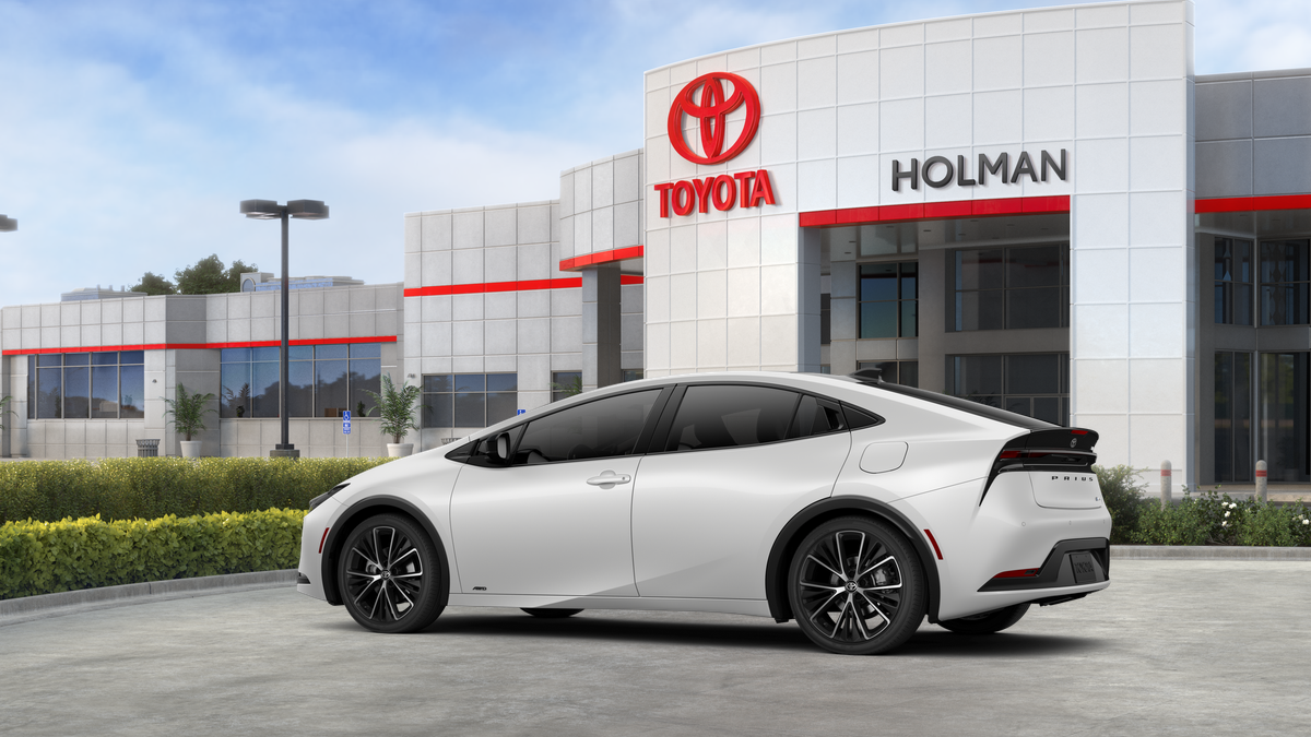 2026 Toyota Prius XLE photo 5