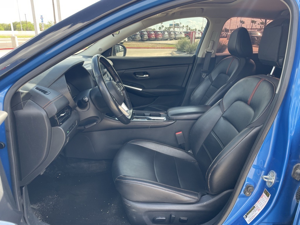 2022 Nissan Sentra SR photo 12