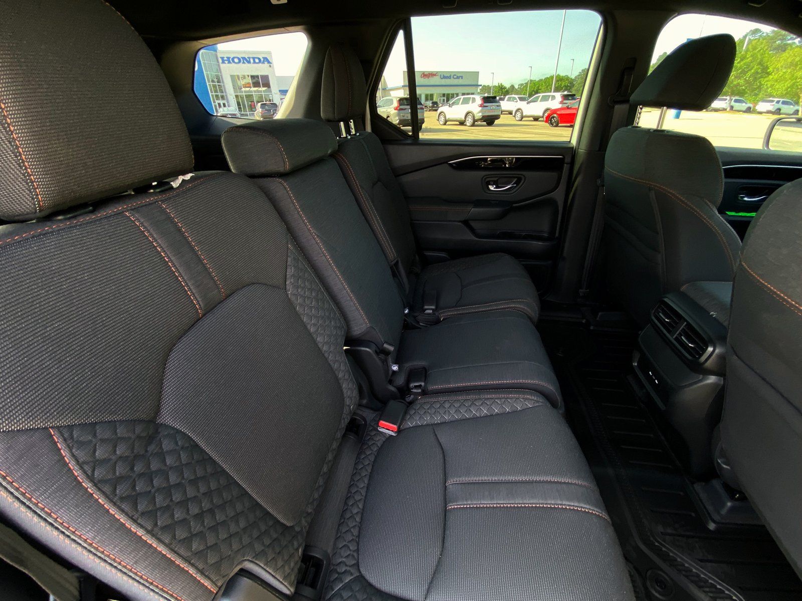 2025 Honda Pilot Sport photo 27