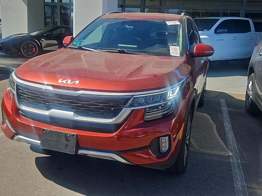 2022 Kia Seltos SX photo 2
