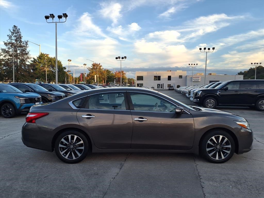 2016 Nissan Altima 2.5 SL photo 5