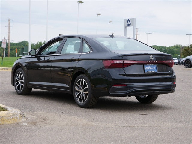 2025 Volkswagen Jetta 1.5T SE photo 3