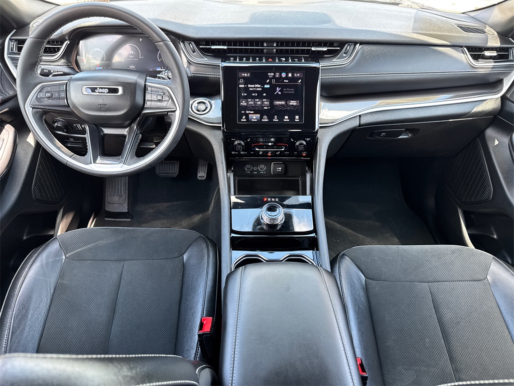 2023 Jeep Grand Cherokee Altitude photo 18