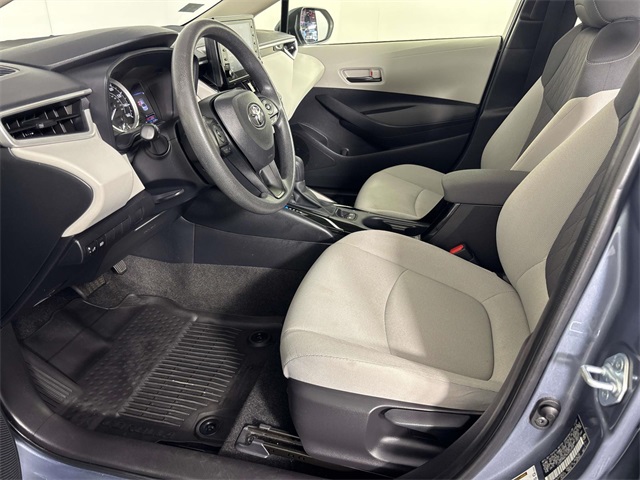2022 Toyota Corolla LE photo 12