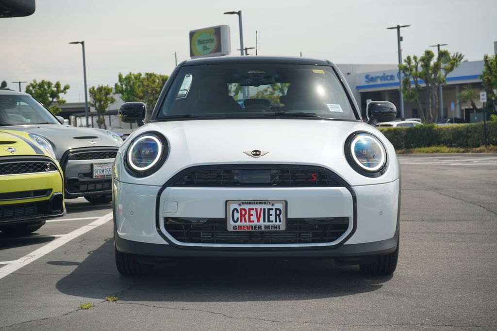 2026 Mini Cooper 4 Door Hardtop Signature photo 5