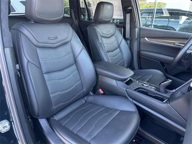 2025 Cadillac XT6 Premium Luxury photo 18