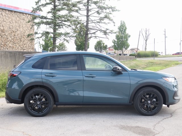 2026 Honda HR-V Sport photo 4