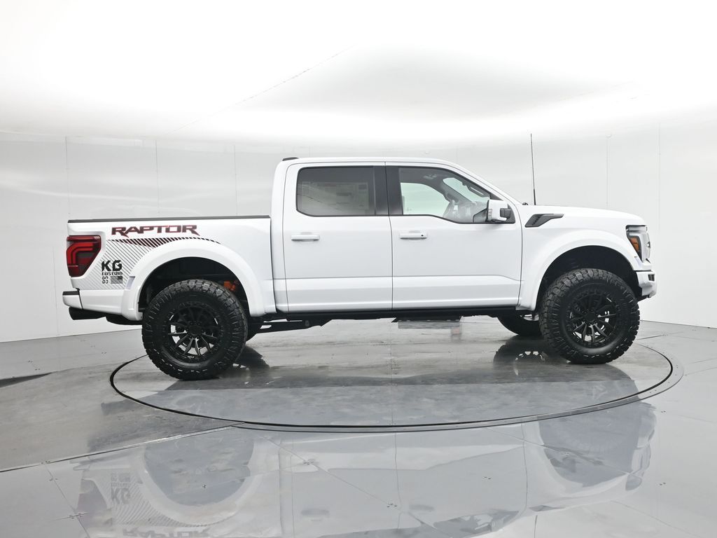 2025 Ford F-150 Raptor photo 25