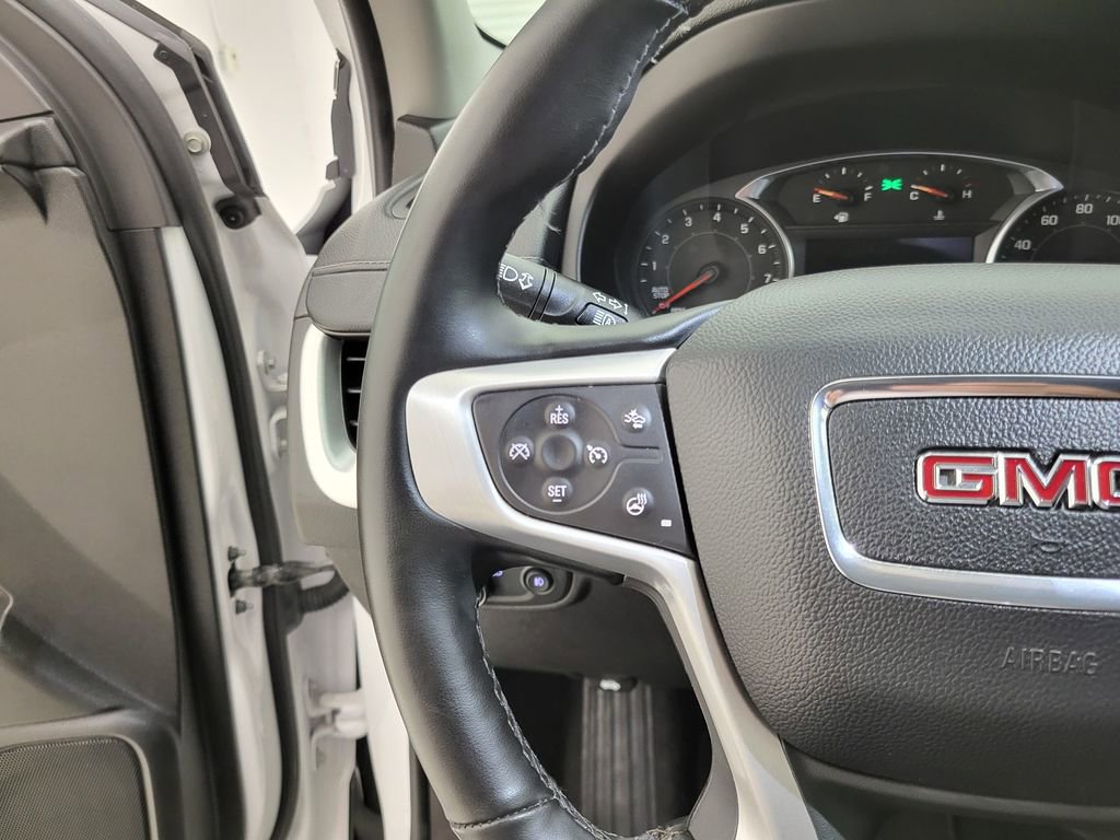 2024 Gmc Terrain SLT photo 3