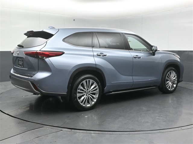 2023 TOYOTA HIGHLANDER - Image 7