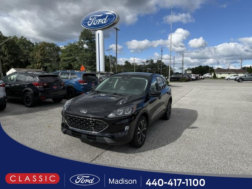 2022 Ford Escape SEL's photo