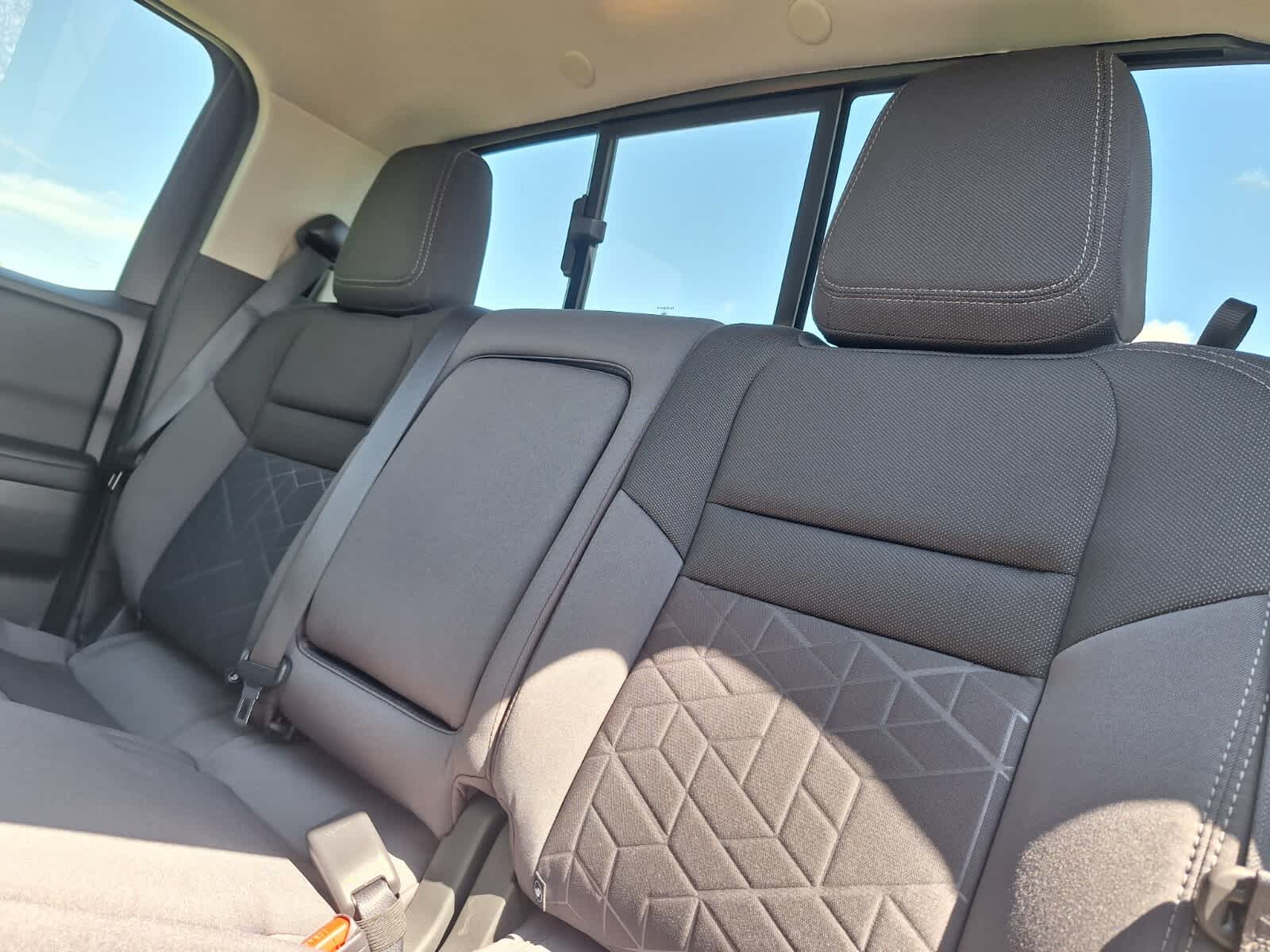 2025 Nissan Frontier Crew Cab SV photo 21