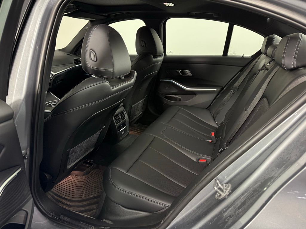 2023 Bmw 330i xDrive photo 18