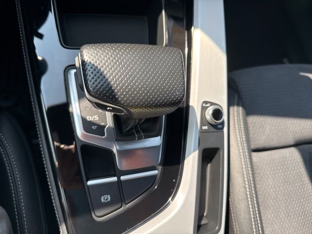 2023 Audi A4 45 S line Premium Plus Quattro photo 27