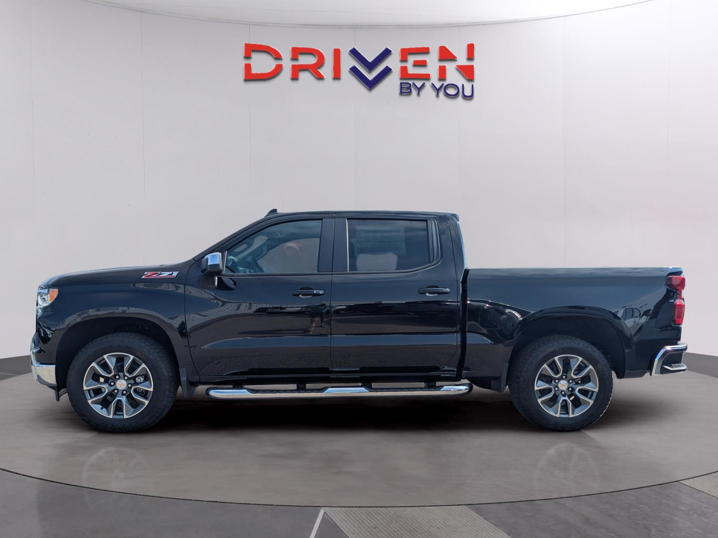 2026 Chevrolet Silverado 1500 LT photo 2