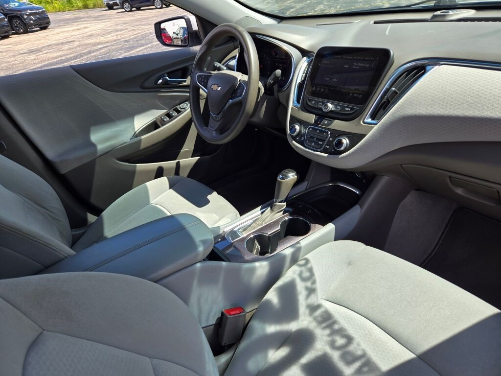 2020 Chevrolet Malibu 1LT photo 4