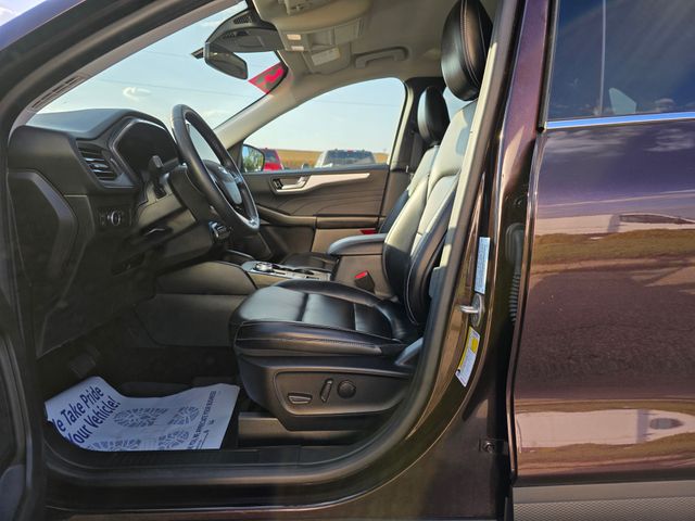 2023 Ford Escape Platinum photo 4