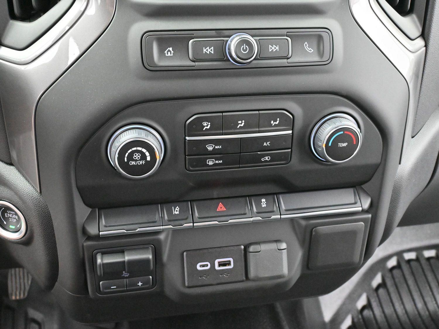 2025 Chevrolet Silverado 2500HD photo 23