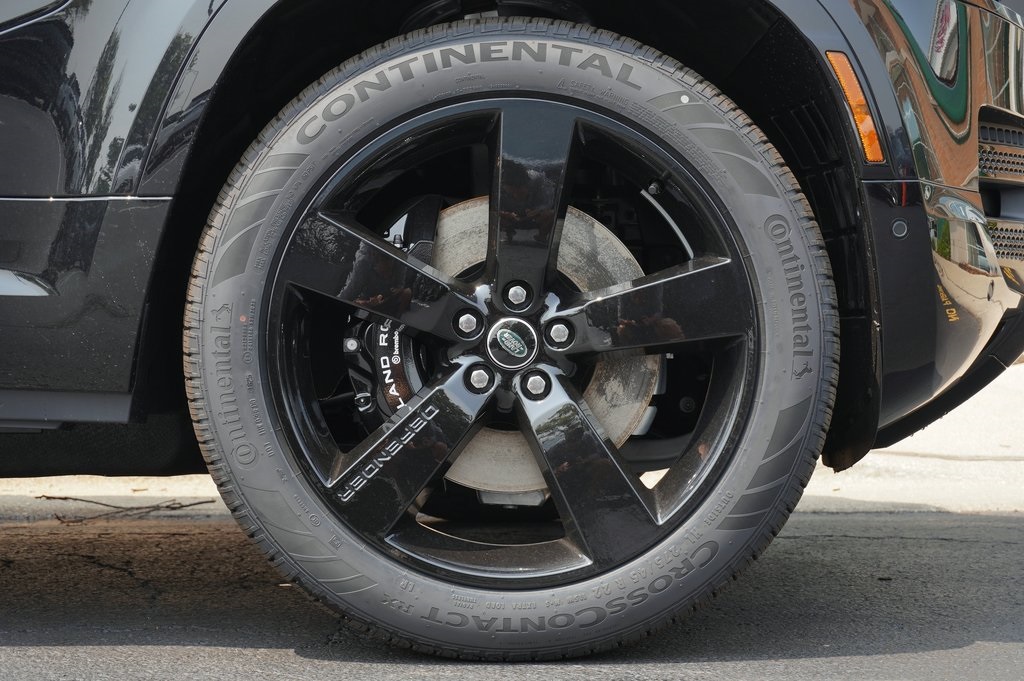 2025 LAND ROVER DEFENDER - Image 7