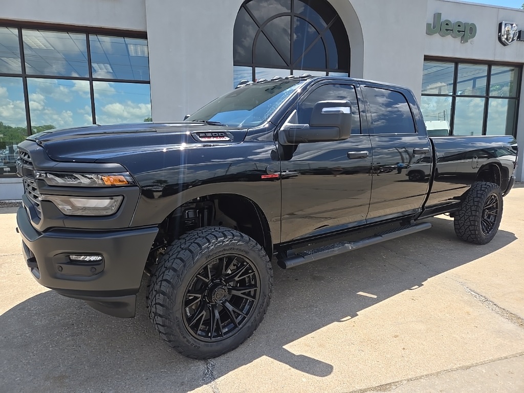 2025 Ram 2500 Tradesman photo 2