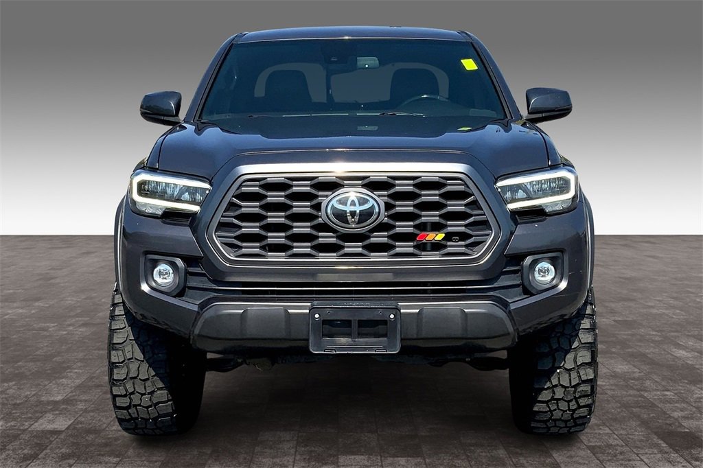 2021 Toyota Tacoma SR5 4x4 Long Bed photo 3