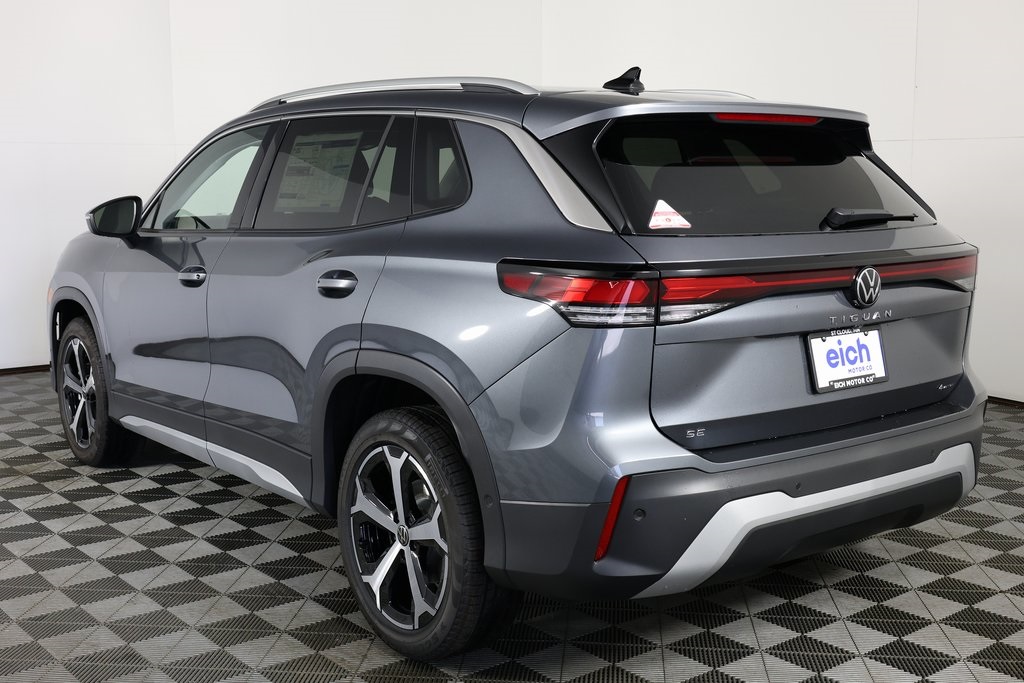 2025 Volkswagen Tiguan SE photo 2