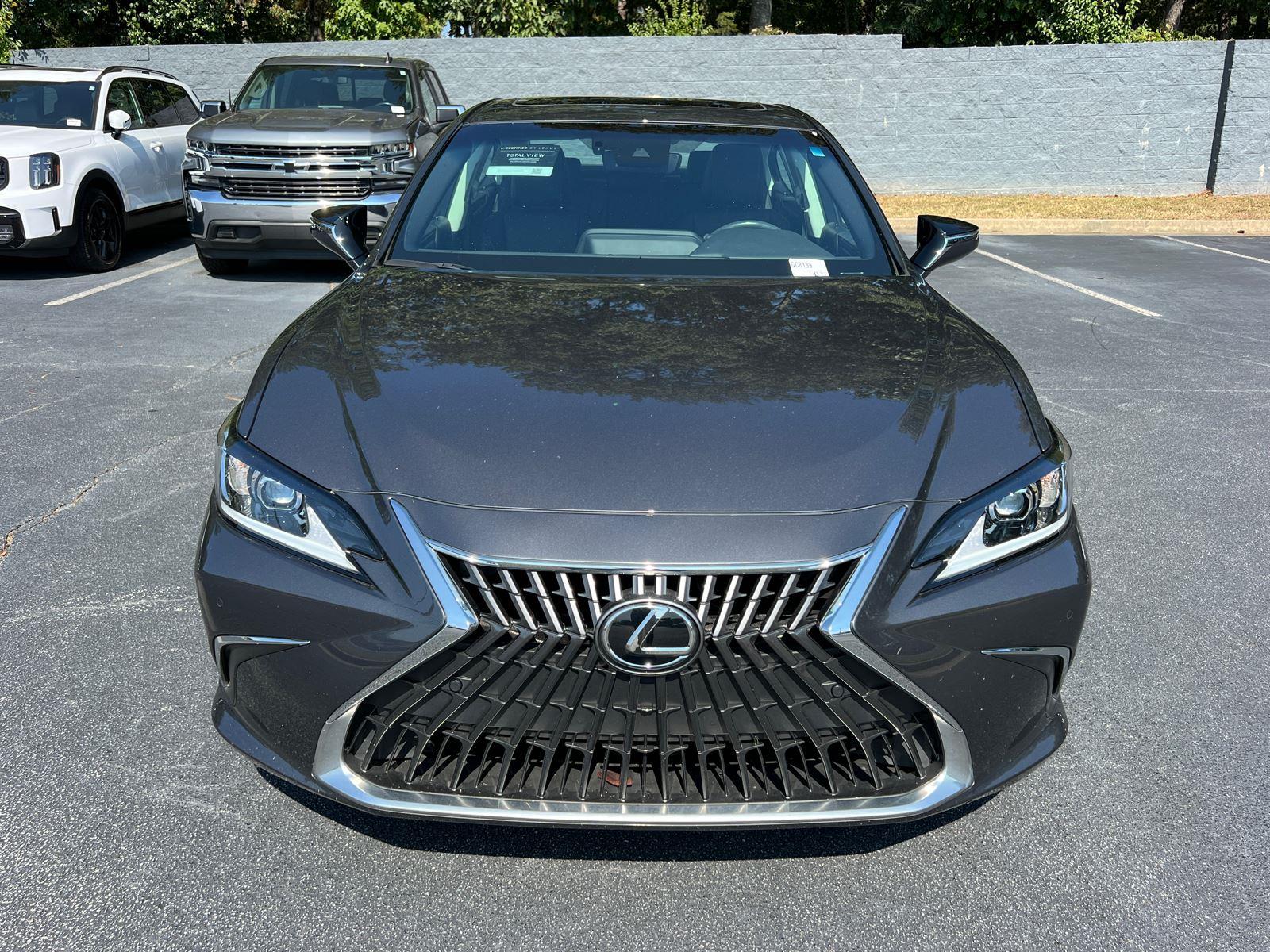 2023 Lexus ES 350 photo 3