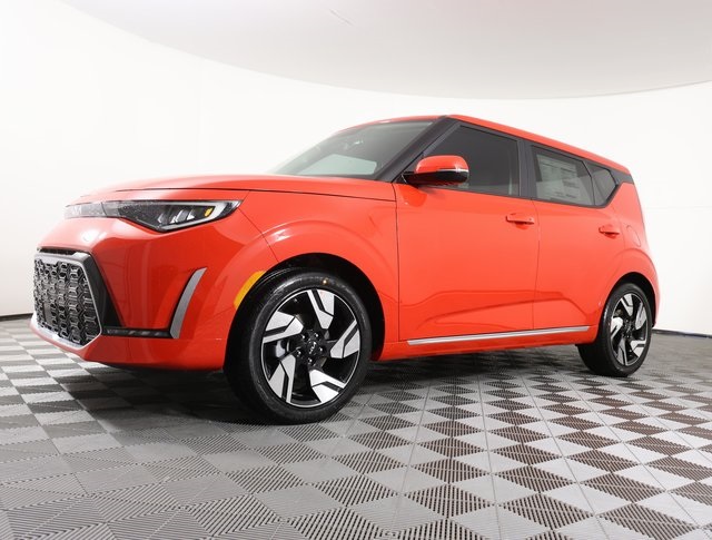2025 Kia Soul GT-Line's photo